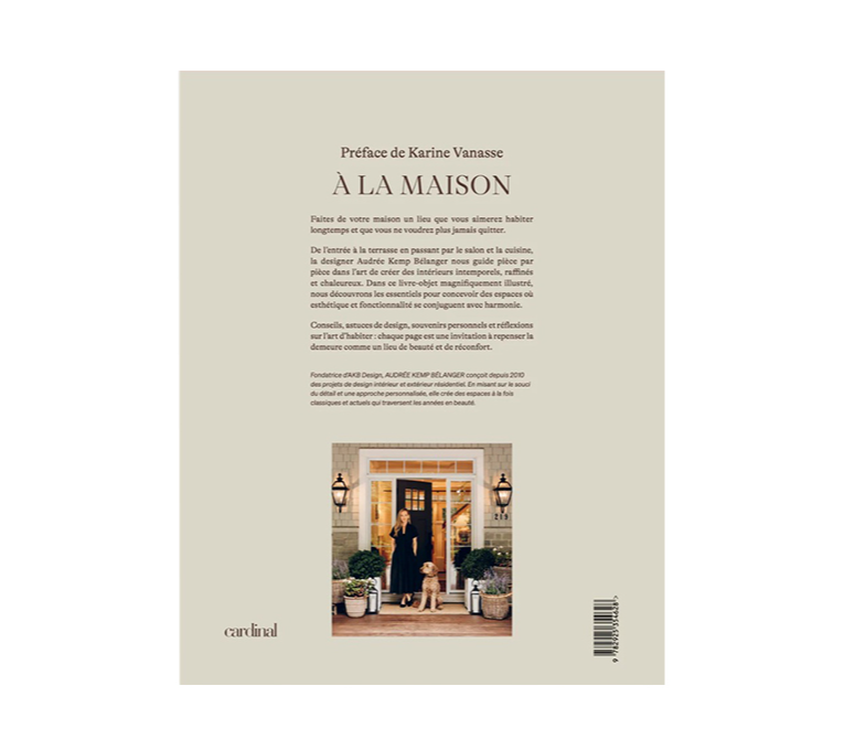 À LA MAISON